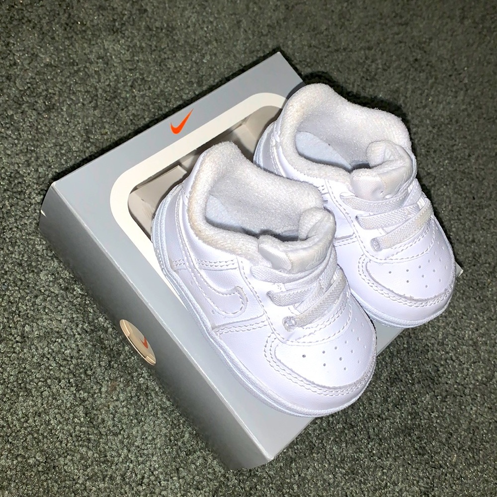 White Nike Air Force 1s